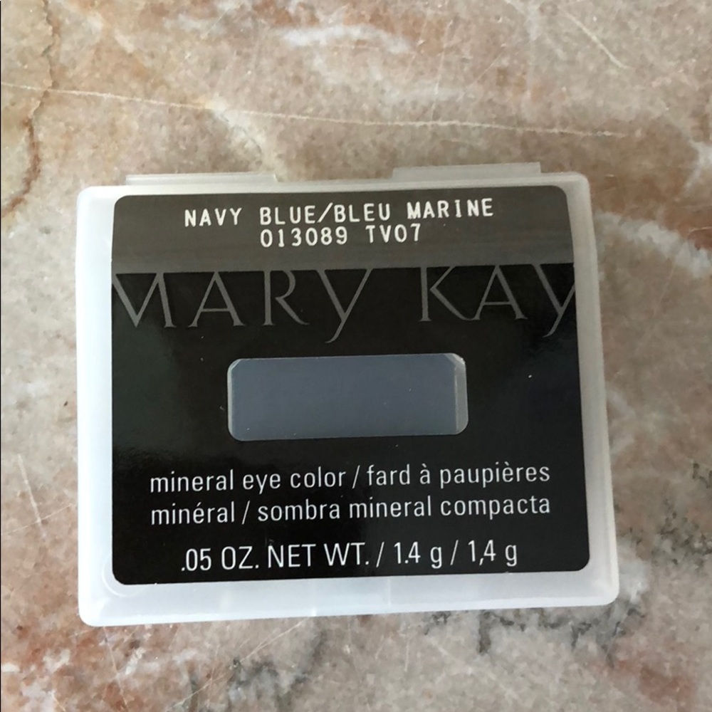 NIB Mary Kay Navy Blue Mineral Eye Color Eyeshadow